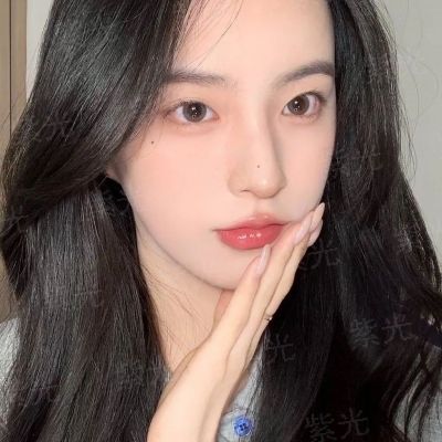 婧红颜，祎笑间