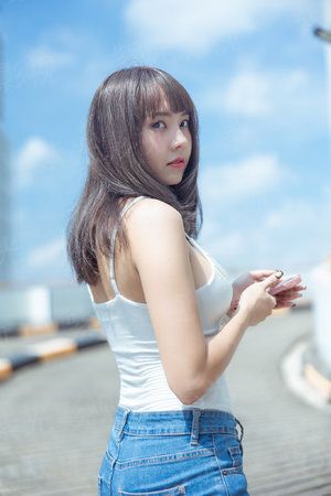 靳少心尖宠：大牌娇妻要上天