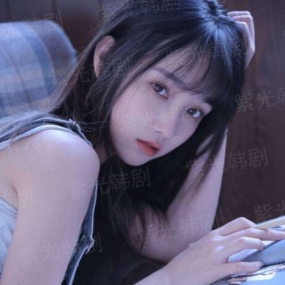 歌唱动荡的青春