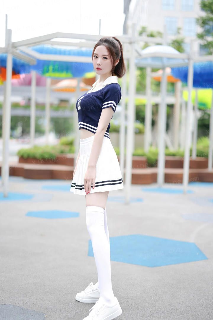贵族高校转校生